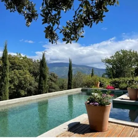 Ventoux Deluxe Villa *
